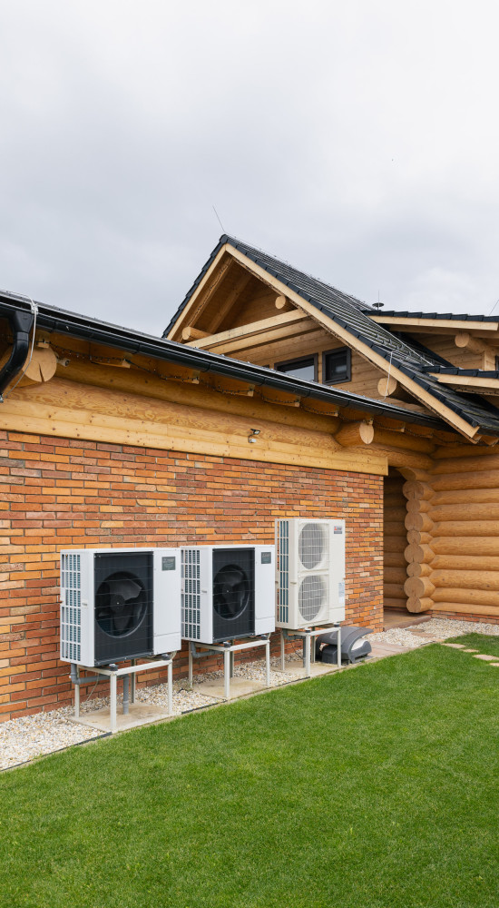 Zrubový dom pri Liptovskej Mare